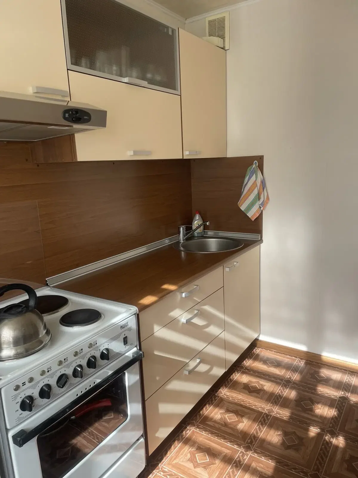 2-комнатная квартира на сутки в Минске, пр-т Победителей, 77. 15