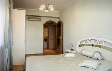 2-Комнатная квартира на сутки в Минске, Козлова ул., 5. 1