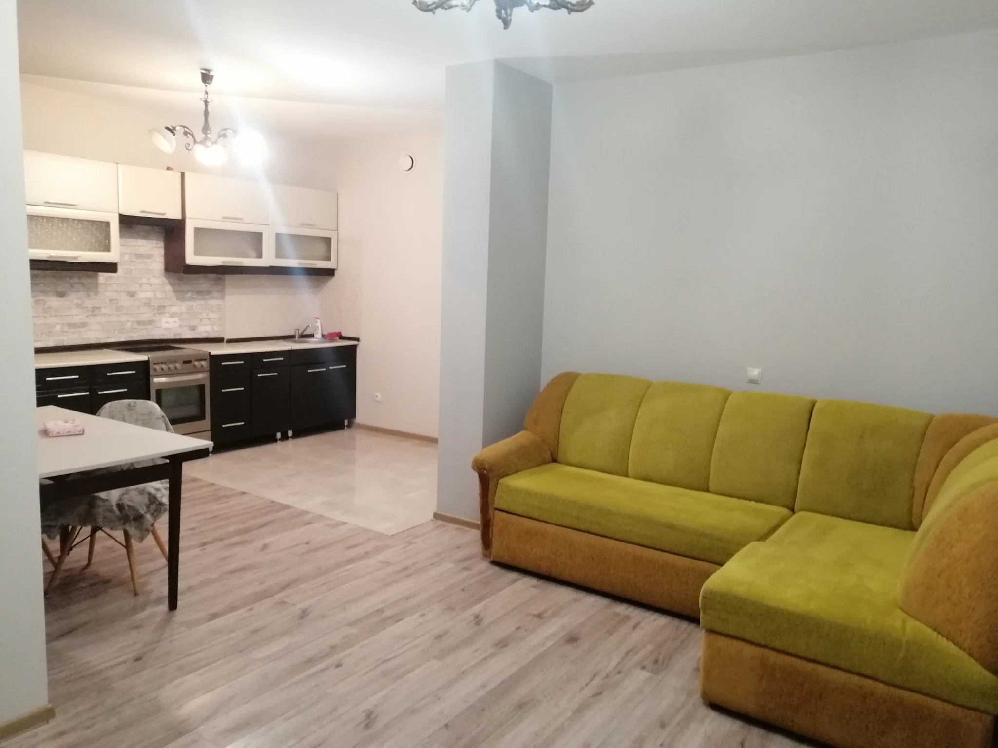 Сдаётся 1 ком. квартира на длительный срок. 4