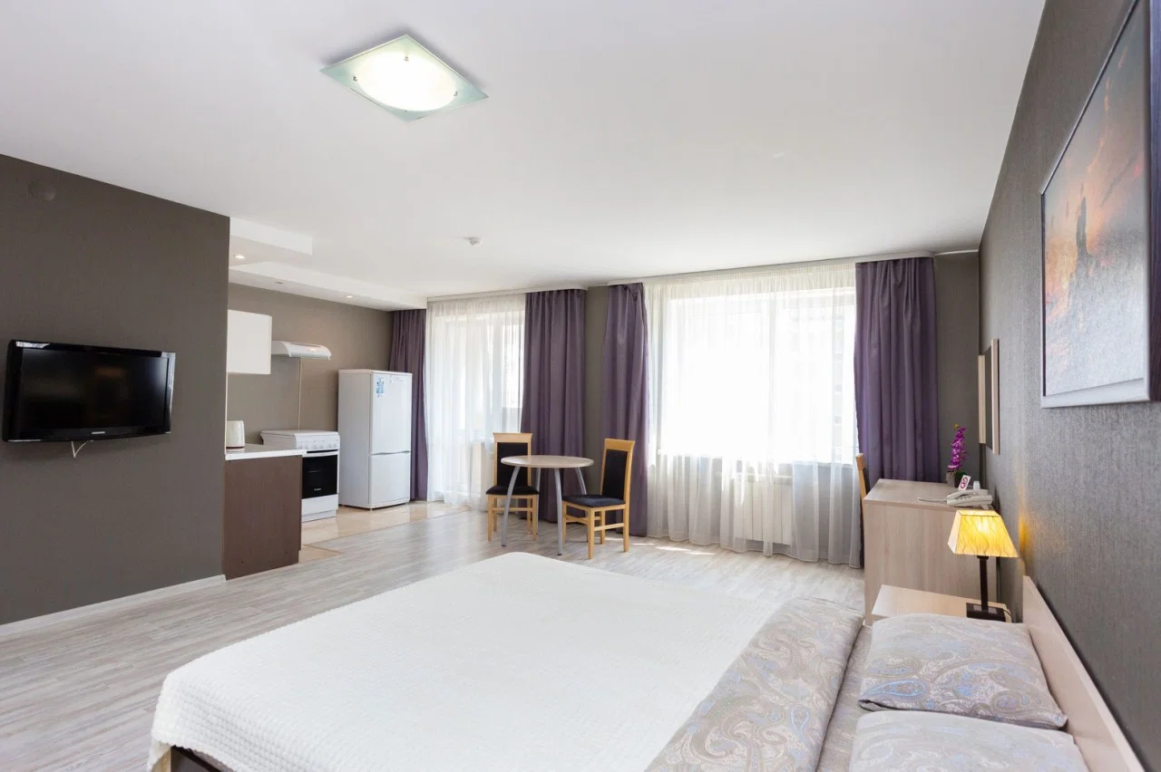 Стильная 1-квартира Студия метро Грушевка. 4