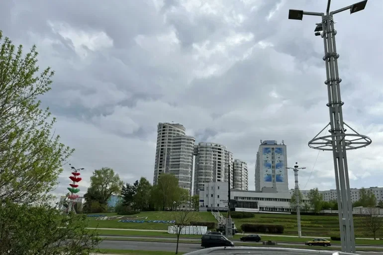 2-комнатная квартира на сутки в Минске, пр-т Победителей, 39. 10