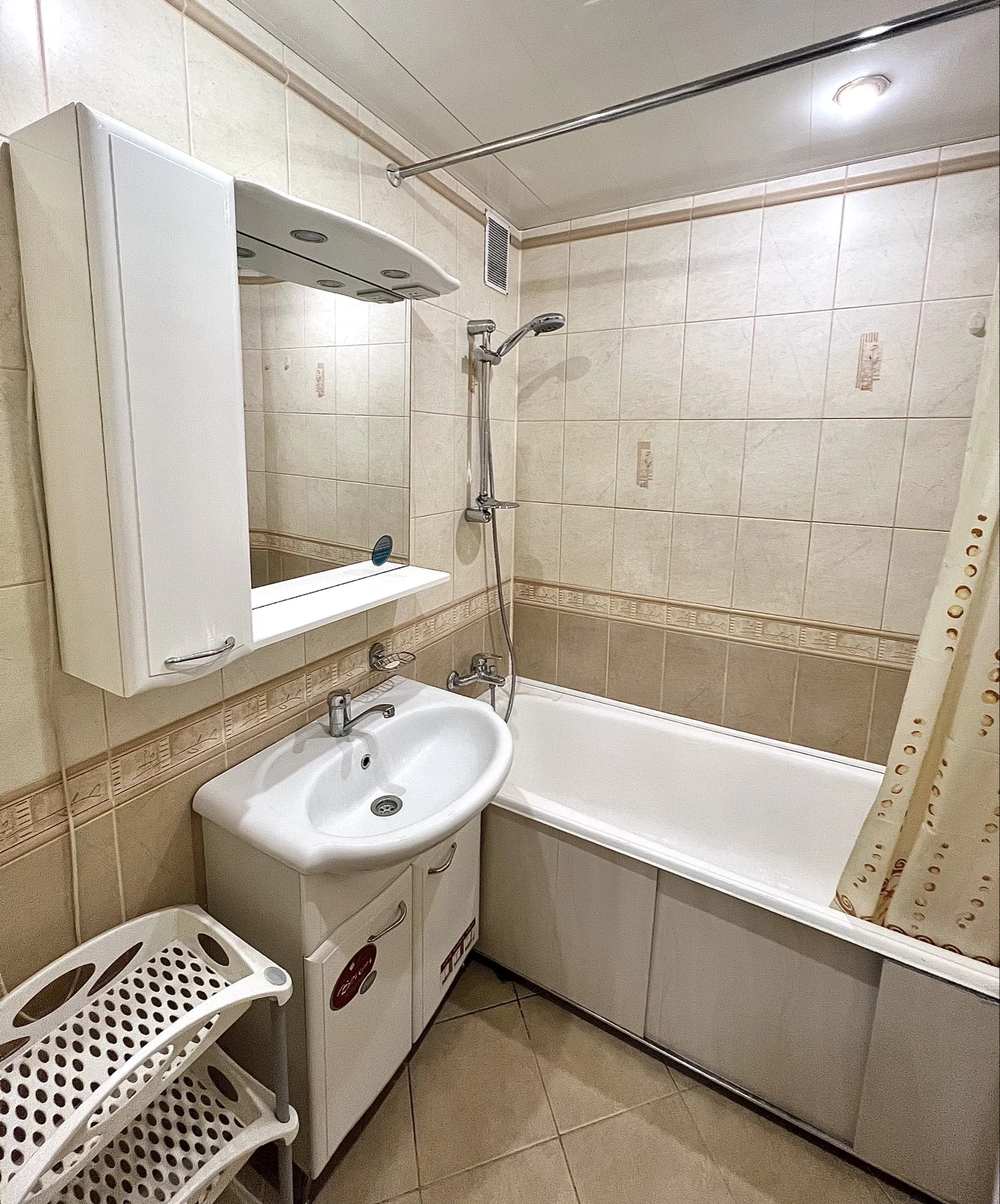 Аренда двухкомнатной квартиры в мкр «Лошица». 8