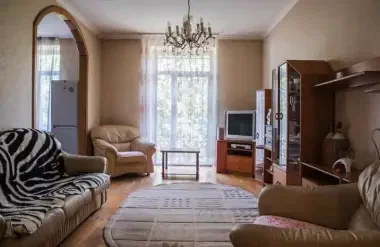 2-Комнатная квартира на сутки в Минске, Козлова ул., 5. 2