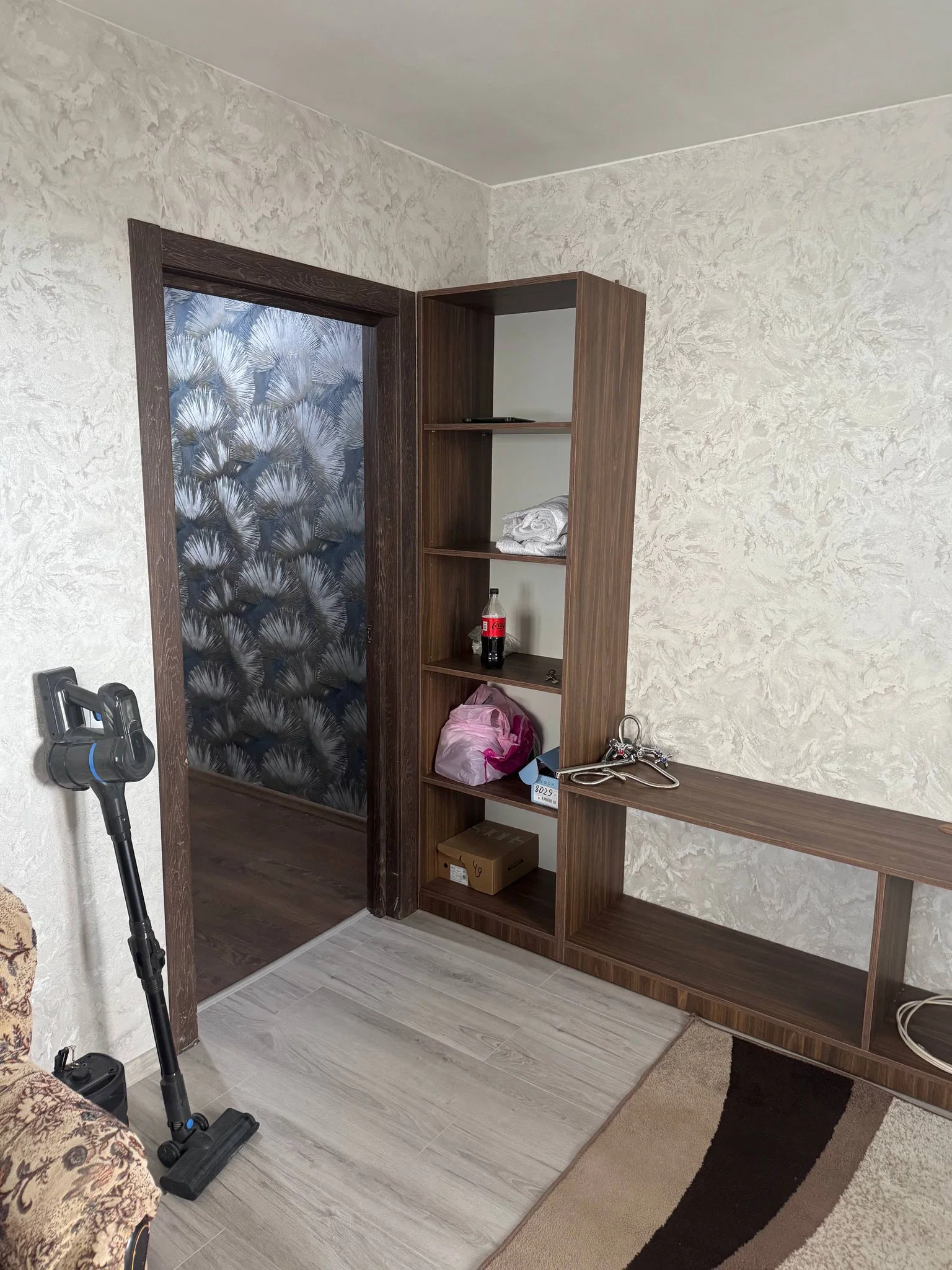 Сдам на длительный срок 2-х комнатную квартиру. 3