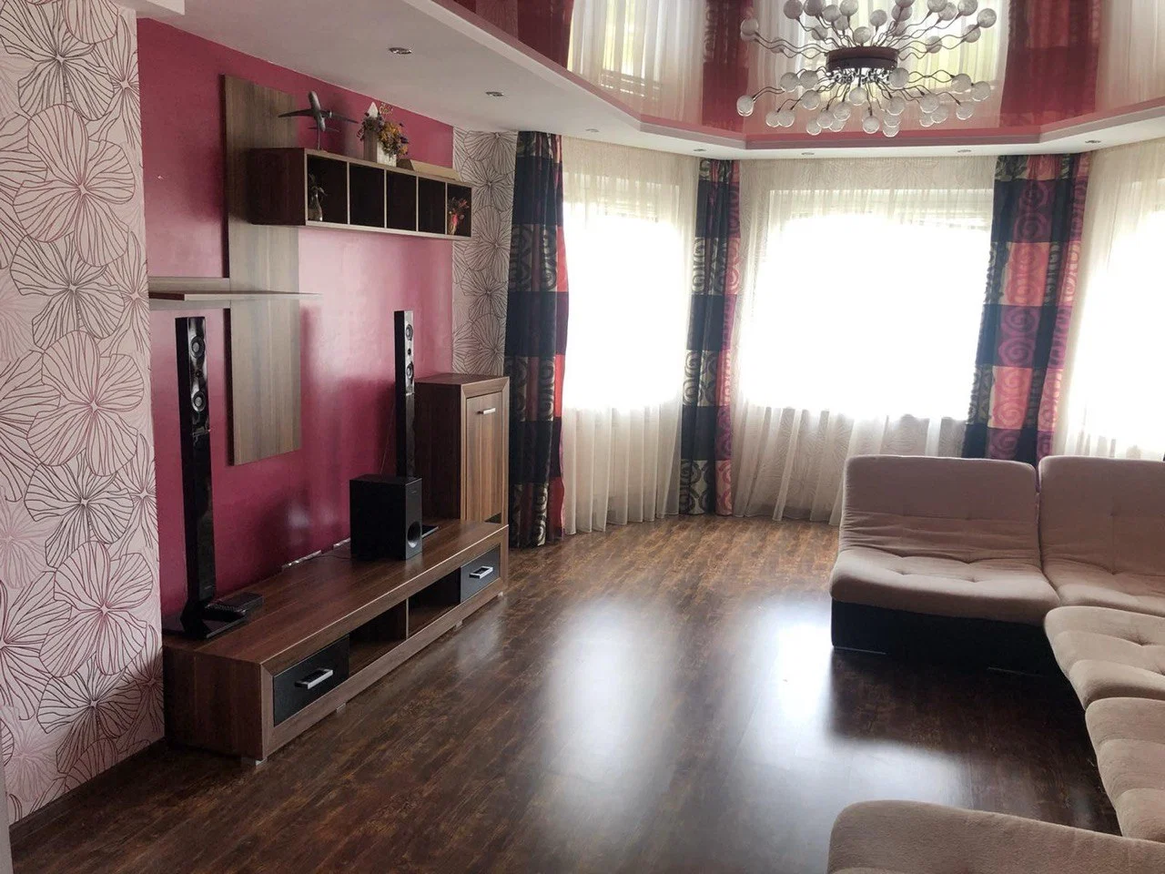 Трехкомнатная квартира на долгий срок. 9