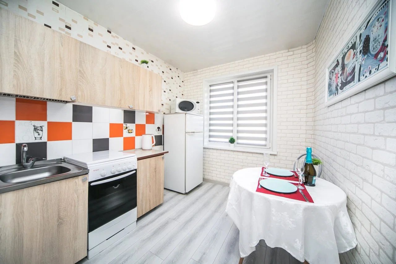 Комфортная 1-квартира 2 минуты до метро Спортивная. 2