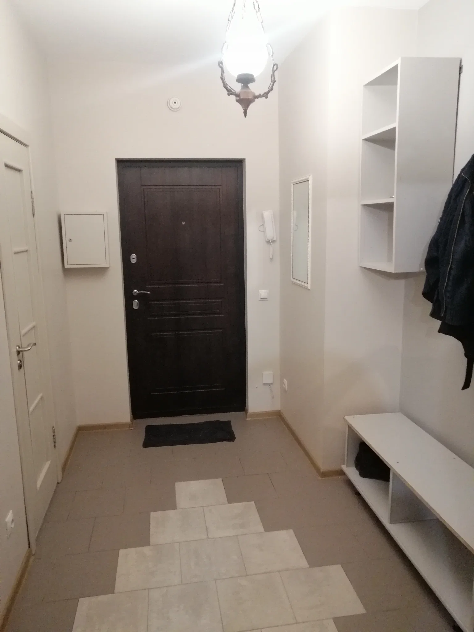 Сдаётся 1 ком. квартира на длительный срок. 3